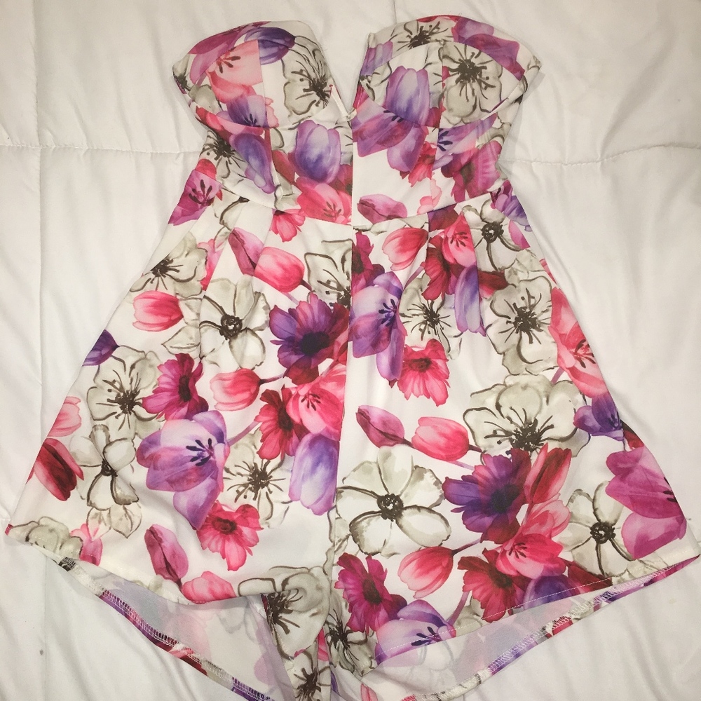 Strapless floral romper